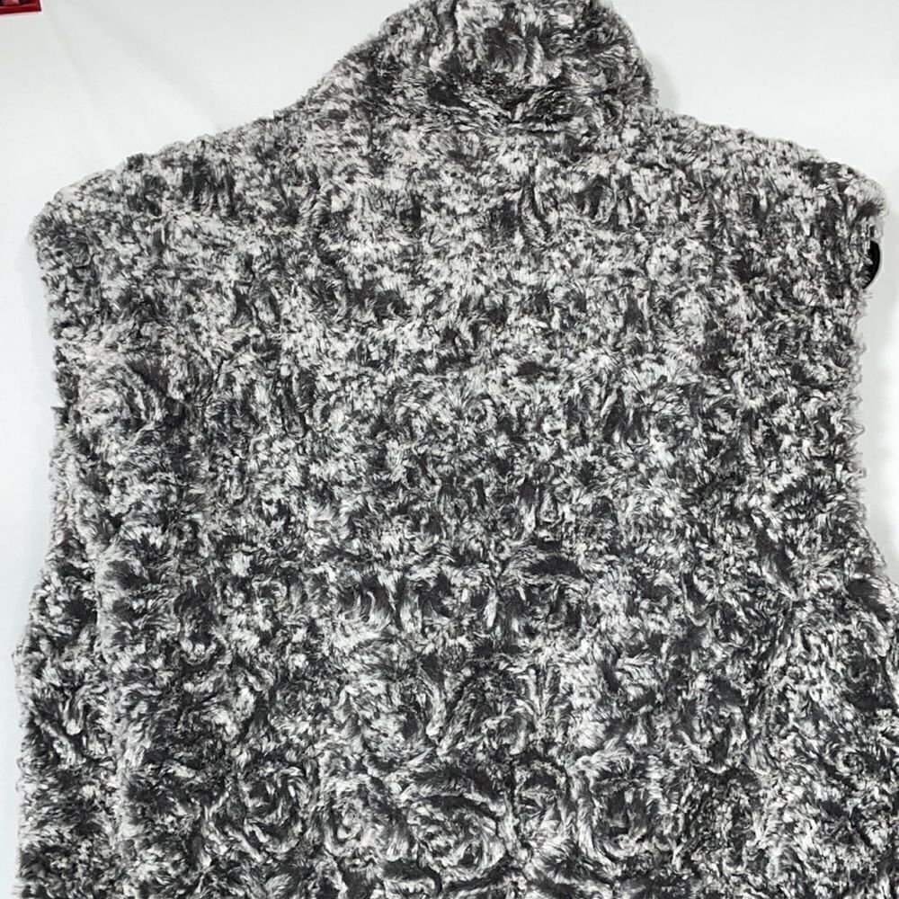 Reversible vest  - Picture 6 of 15